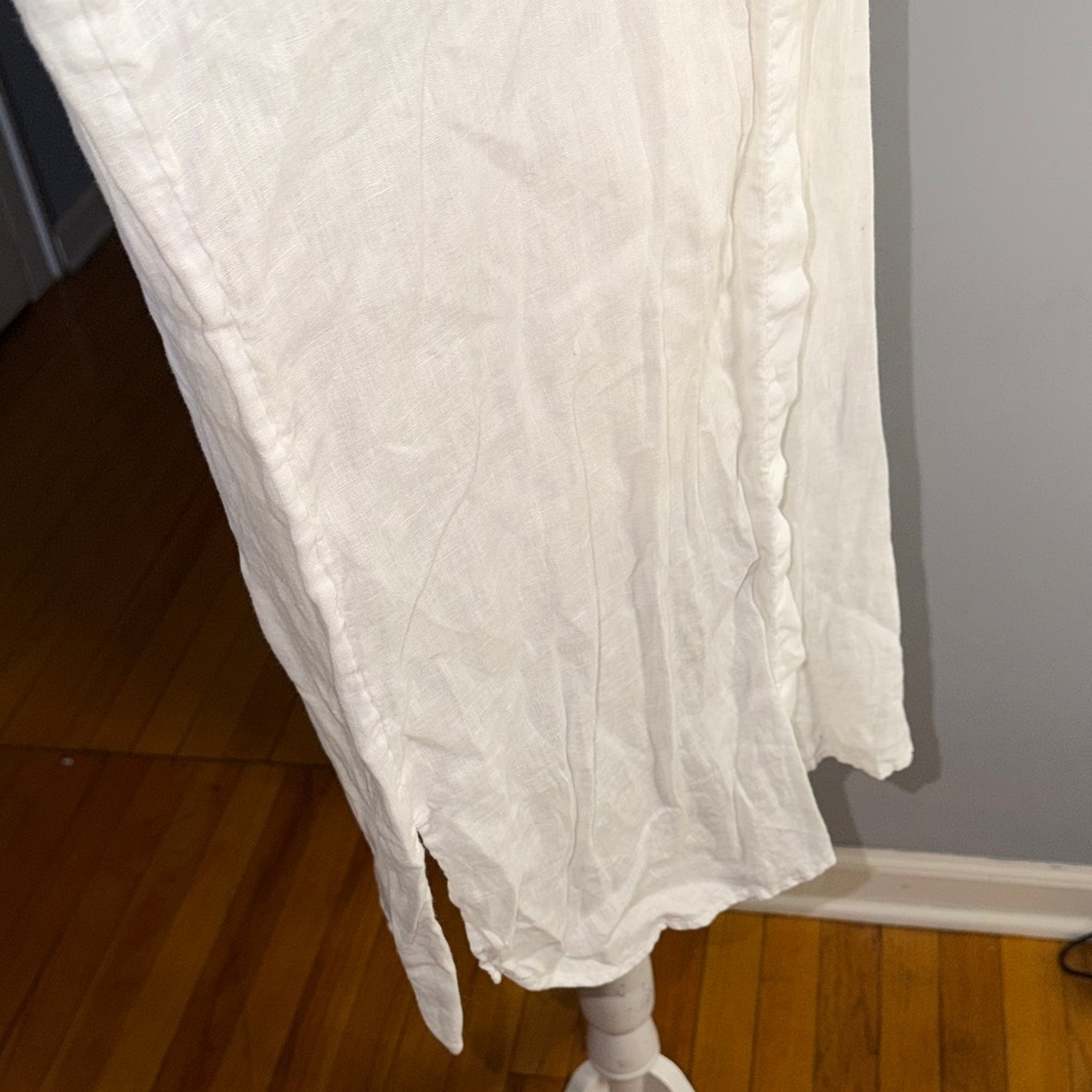 Tahari 100% Linen Classic White Button-Up Shirt - Picture 3 of 10